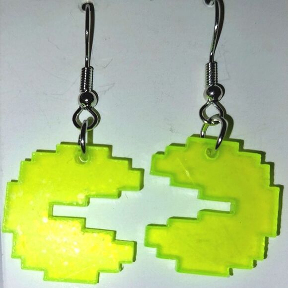 Retro cartoon game earrings - Picture 2 of 6
